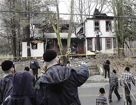 Neturei Karta HQ destroyed by arson